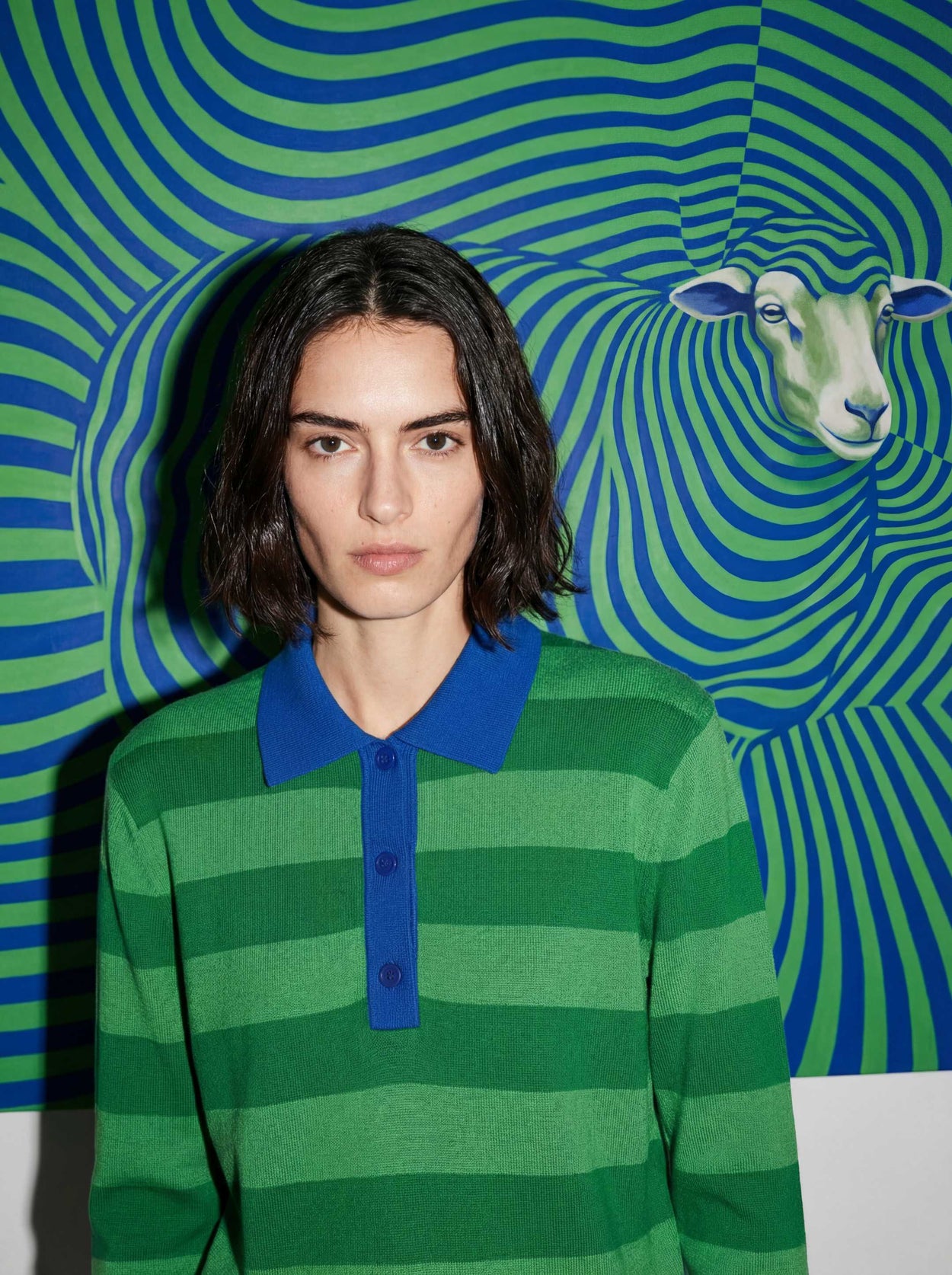 The Rugby Polo Bottle Green Female Image