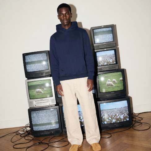 Sweatshirt Hoodies → Cover Image