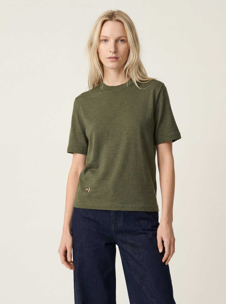 The Ultra-Light T-Shirt Moss Green Image