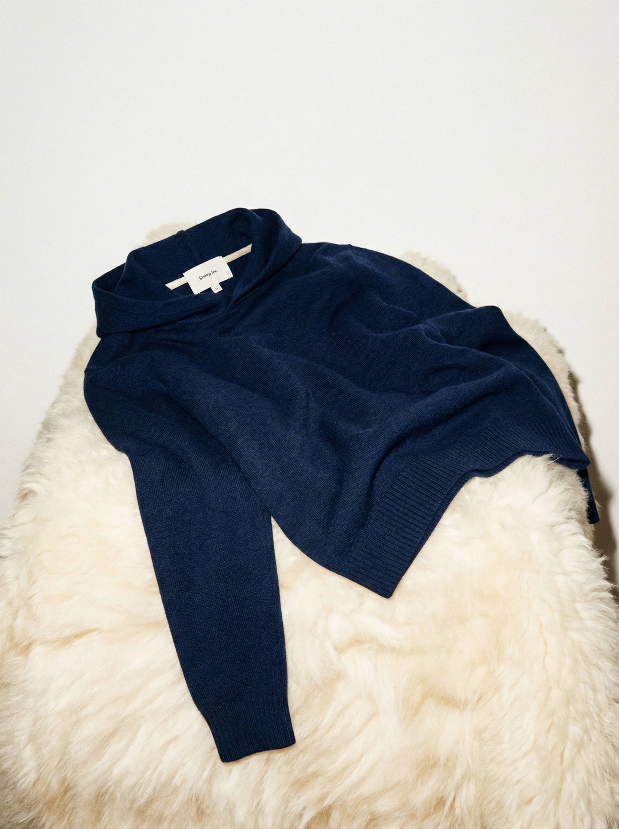 The Signature Merino Hoodie Atlantic Blue Male Image
