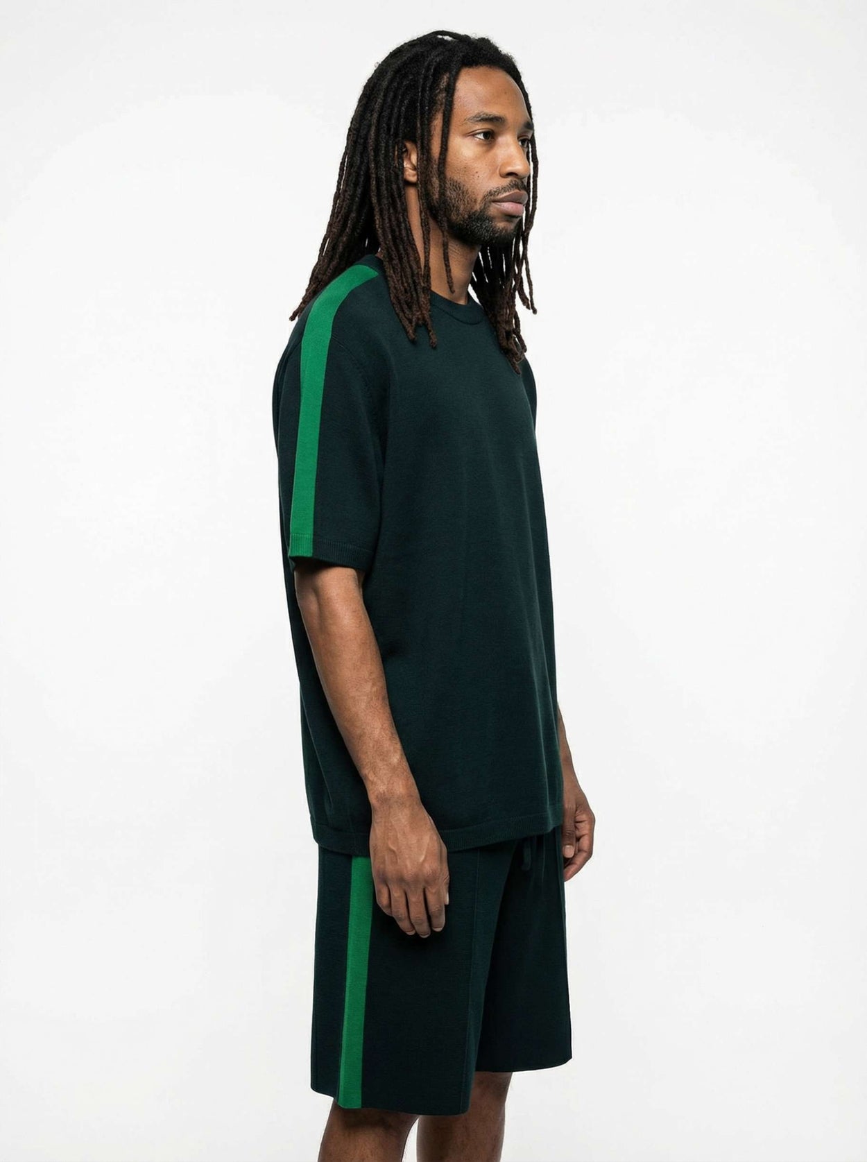 The Silhouette Shorts Forest Green Male Image