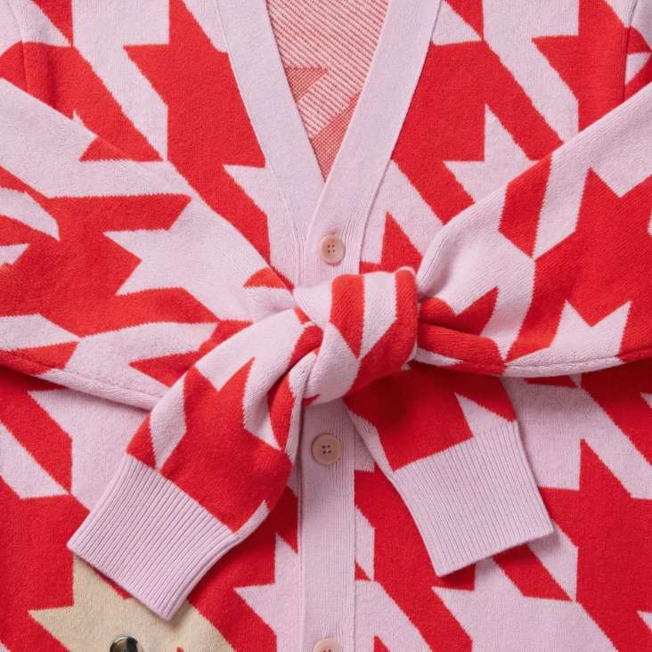 Cardigans & V-Necks → Cover Image