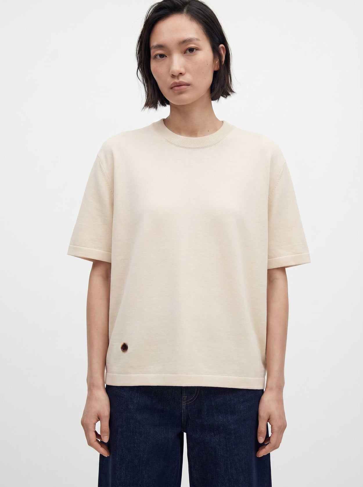 The Fine Knit T-Shirt Raw White Female Image