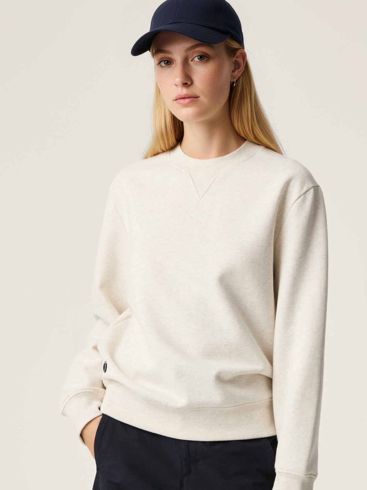 The Fibregen Sweatshirt Cloud Ash Female Image