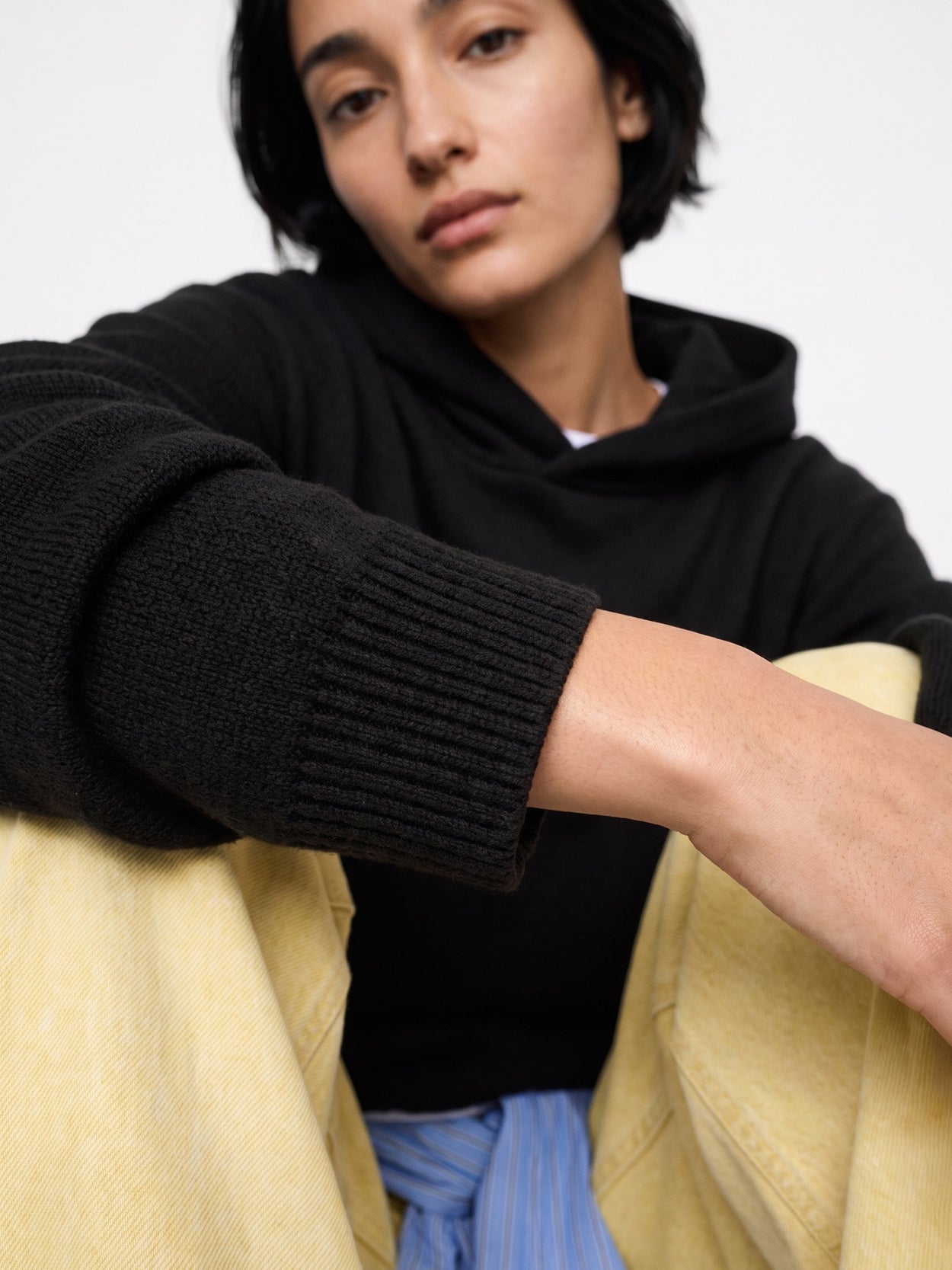 The Signature Merino Hoodie Anthracite Black Female Image