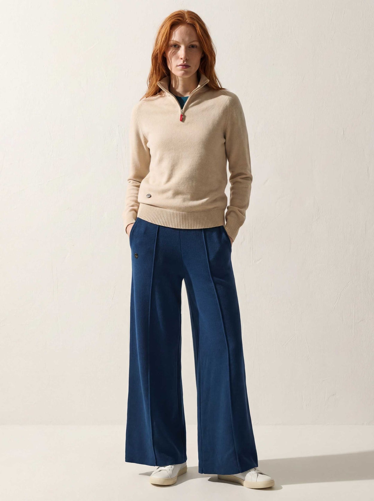 The Flow Trousers Tasman Blue Male Image