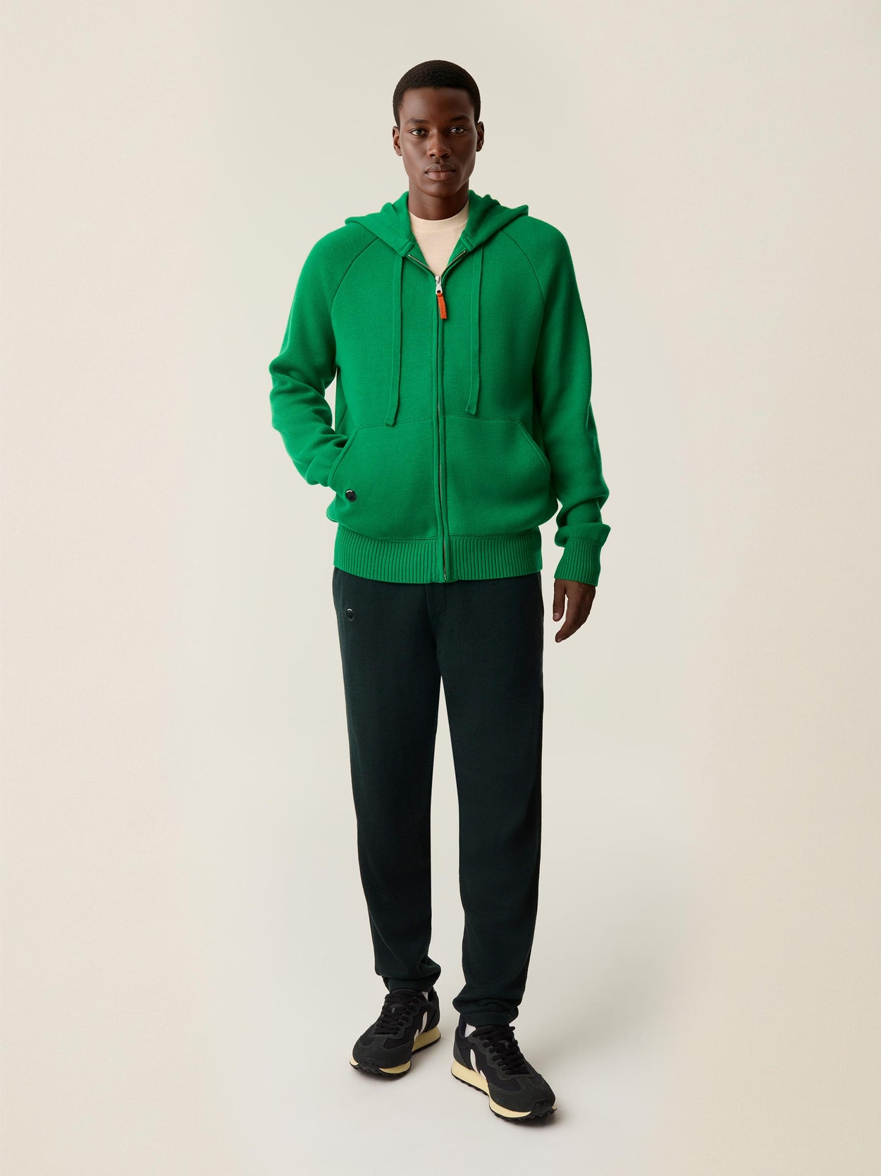 The Flow Jogger Forest Green Male Image