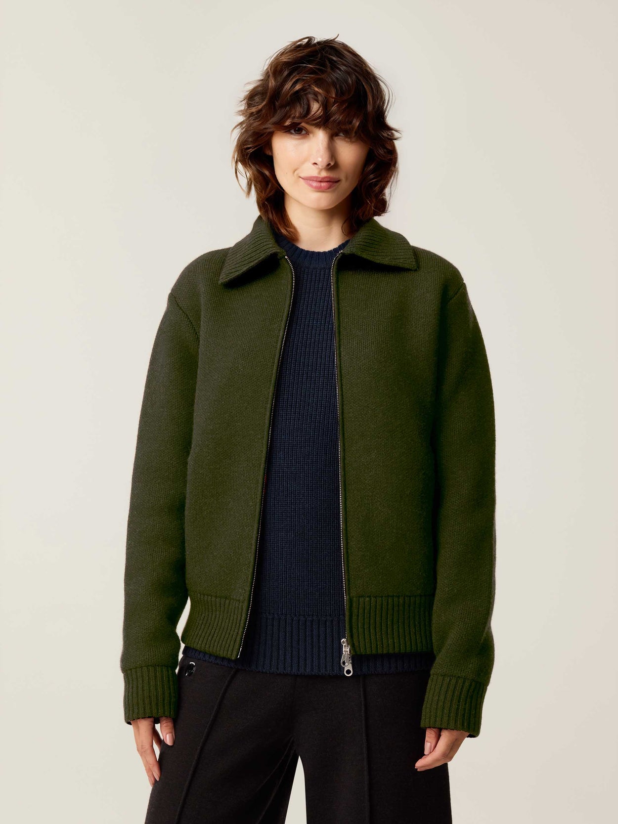The Knitted Bomber Moss Green Female Image