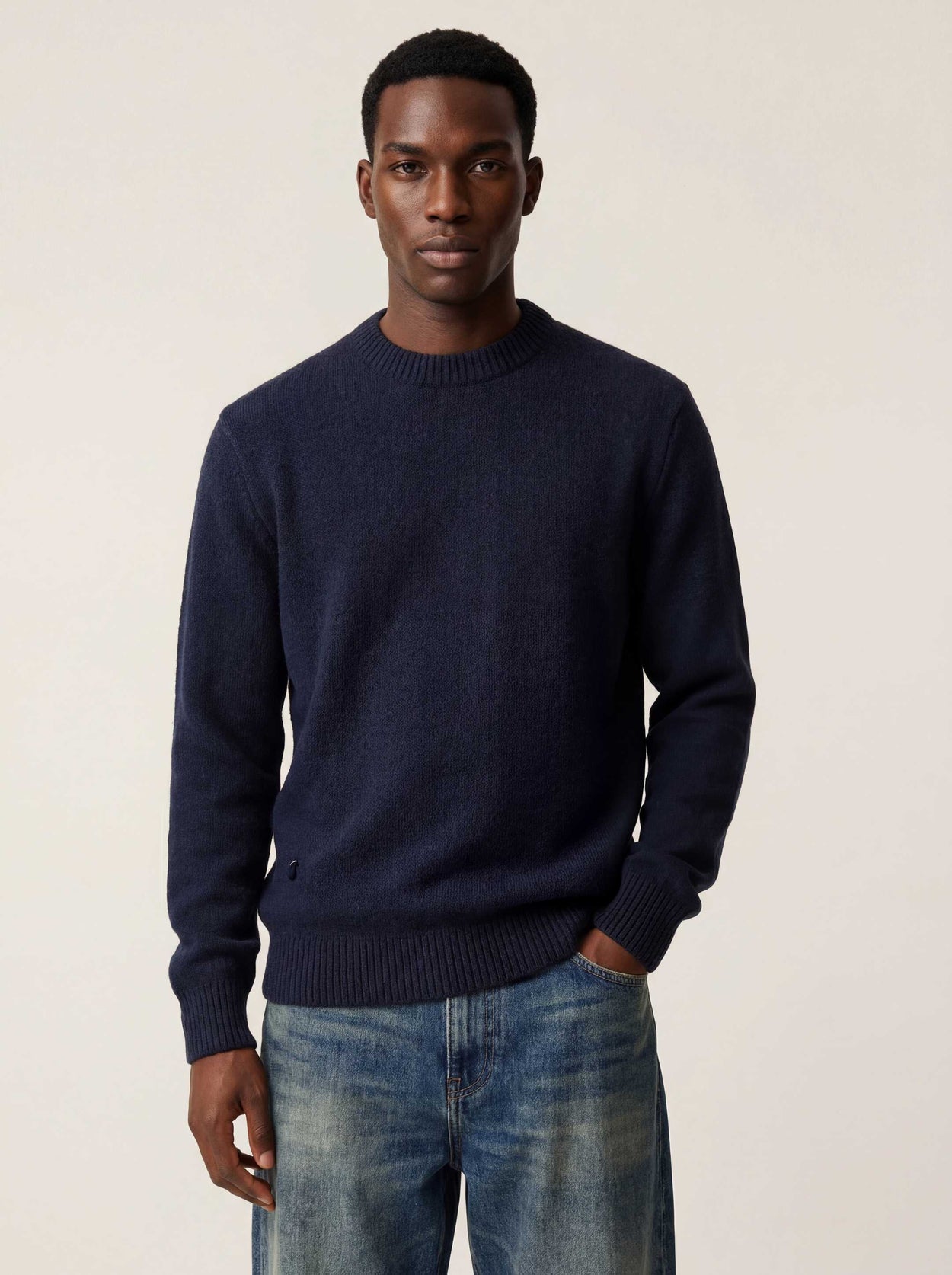 The Original Crewneck Pacific Blue Male Image