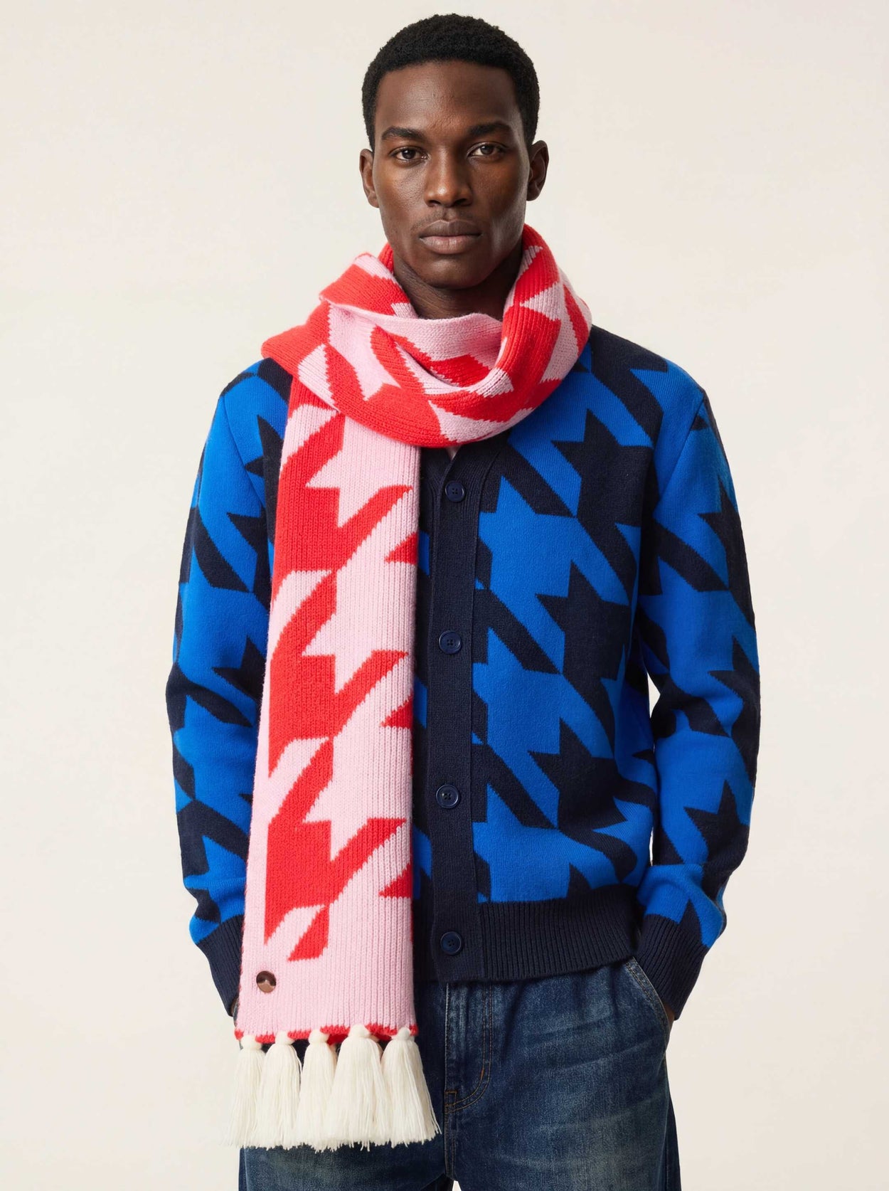 The Sheepstooth Scarf Candyfloss Pink Male Image