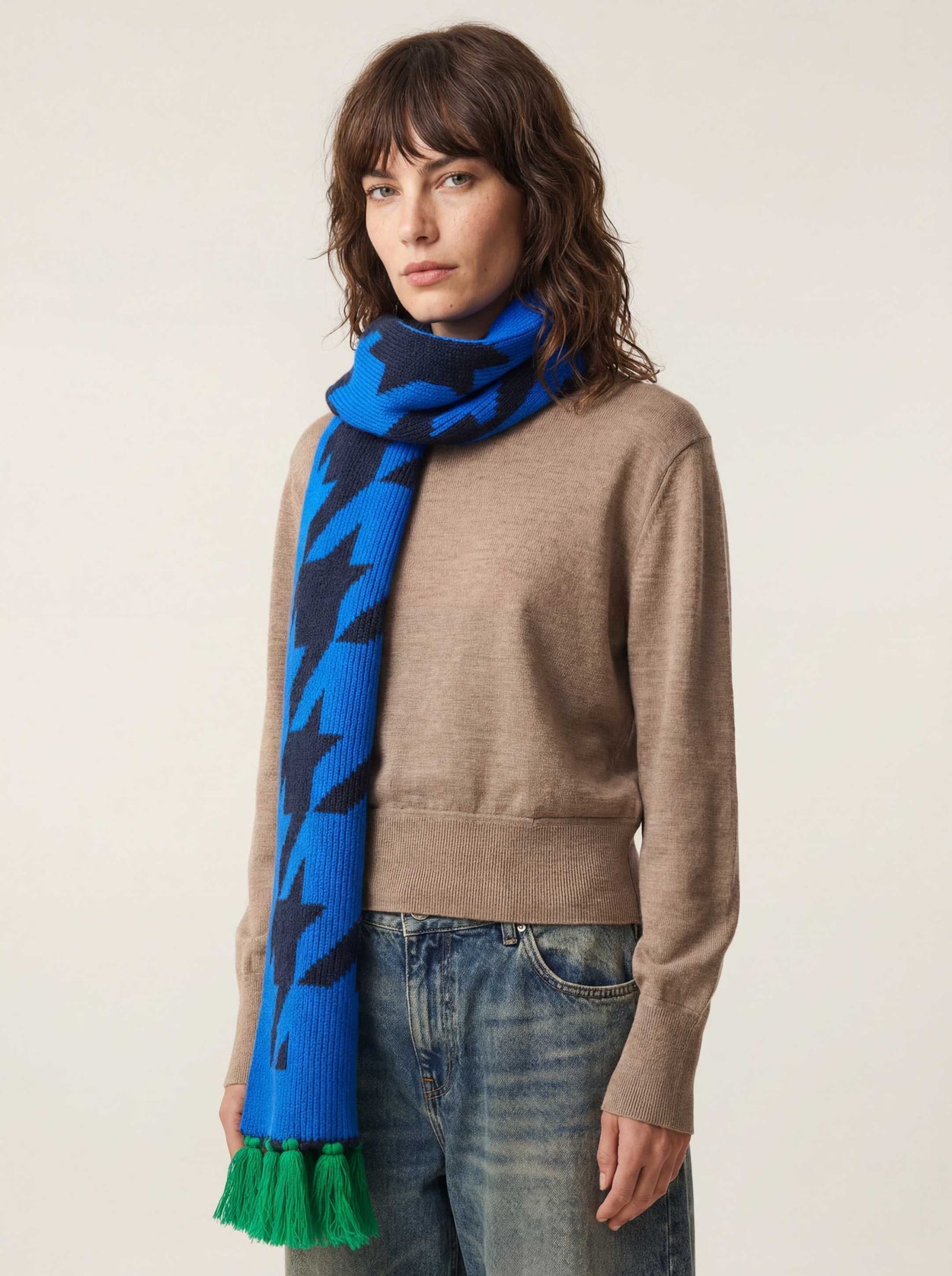 The Sheepstooth Scarf Pacific Blue Female Image