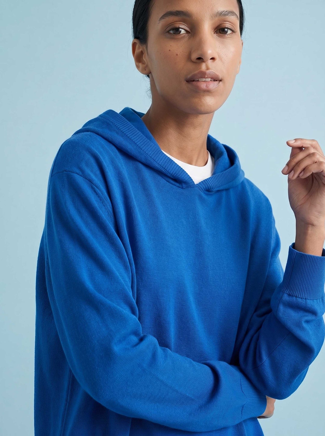 The Ultra-Light Hoodie Cobalt Blue Female Image