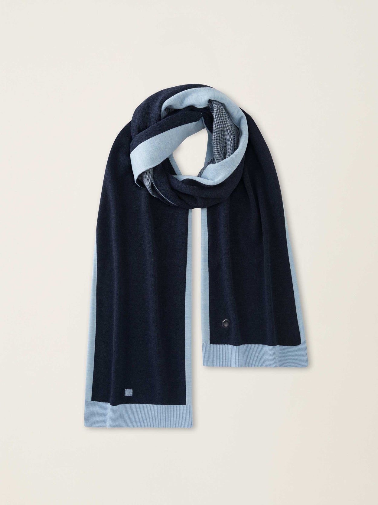 The Silhouette Scarf Pacific Blue Image