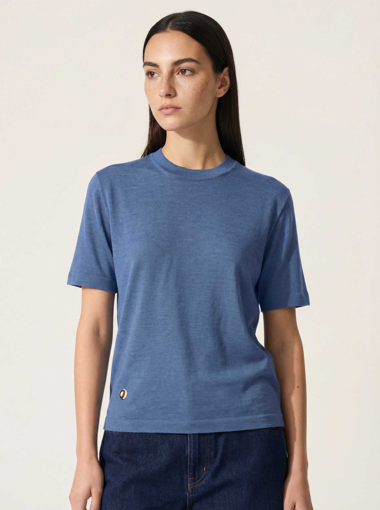 The Ultra-Light T-Shirt Baltic Blue Female Image