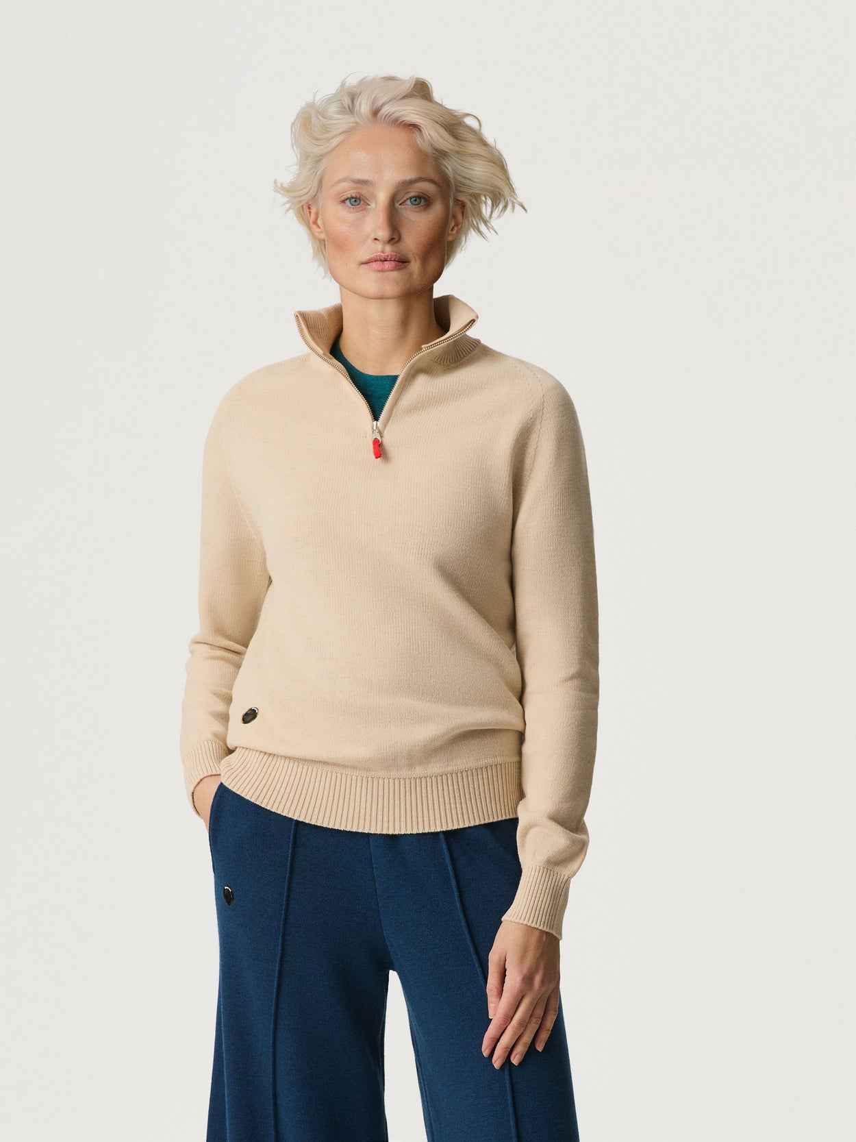 The Half Zip Almond White Female Image