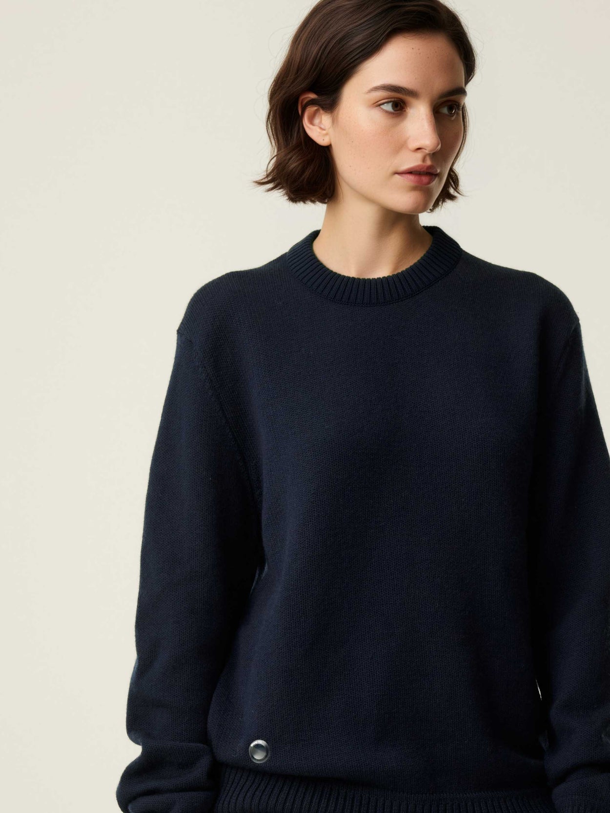 The Original Crewneck Pacific Blue Female Image