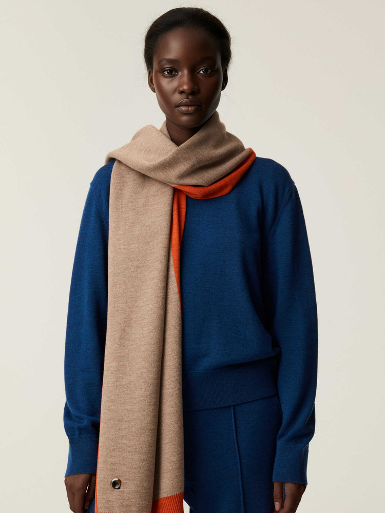 The Silhouette Scarf Fawn Brown Image